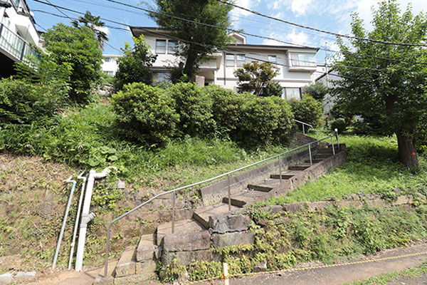 二世帯で暮らせる一戸建て 不動産売買のietan イエタン