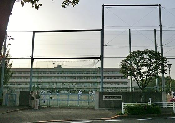 金井中学校