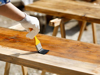 エクステリアには紫外線吸収剤配合の塗料を