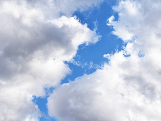 窓を拭くなら曇りの日がベター