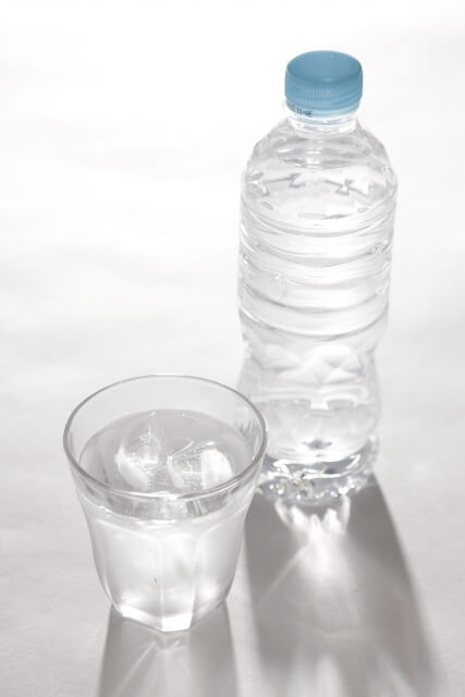 入浴の前後には水分補給をしっかりと