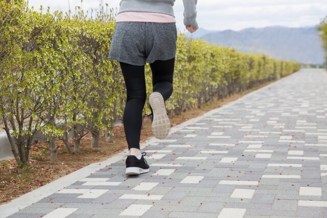 ウォーキングやジョギングより高い健康維持・増進効果