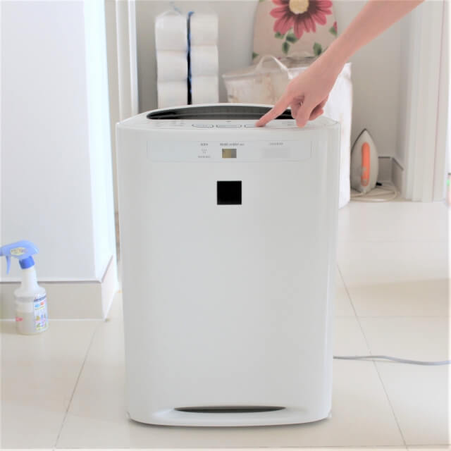 サッシからの侵入はカーテンでカバー