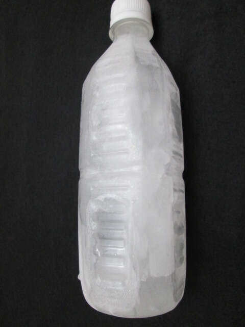 ペットボトルを生活アイテムとして役立てる