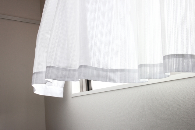 ハチが室内に入ってきてしまったら？