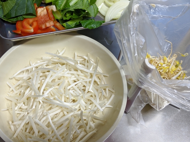 シンク内には三角コーナーの代わりに