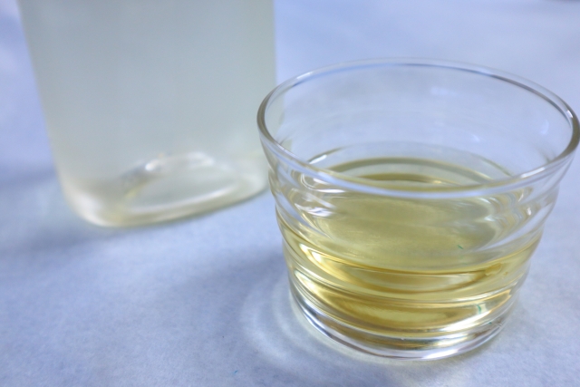 手軽に使える便利な消臭剤「お酢」