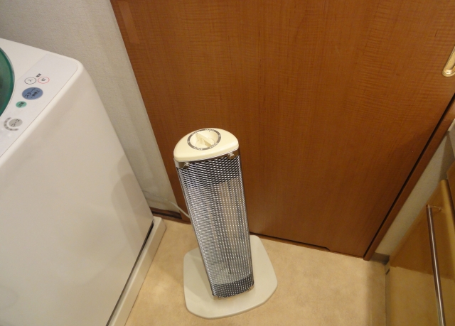 ポイント1:寒い脱衣所と暖かい浴室の温度差を無くす