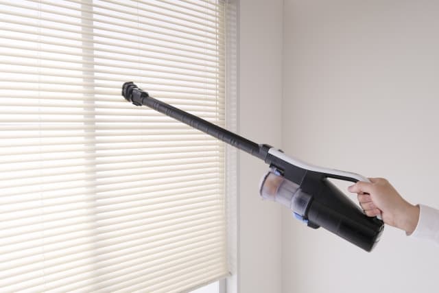 ブラインドには100均アイテムや軍手が活躍