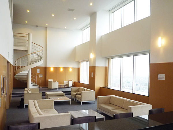 アクアリウムラウンジ