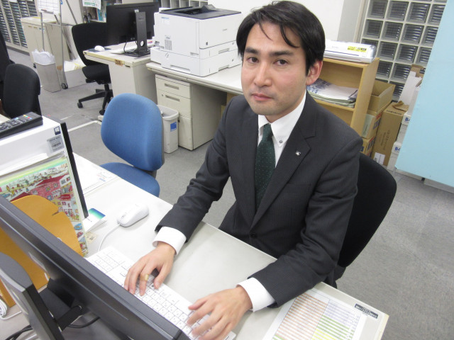 長谷川将一(完成後ご購入お願い致します) 長谷川さん(受託販売事業部 受託販売部 係長)へのインタビュー